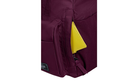 Side pocket