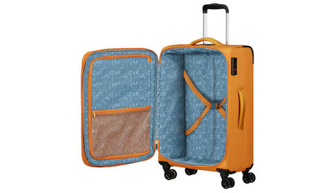 Voll ausgestatteter Innenraum: