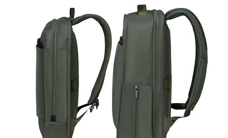 Zwei Taschen in einer