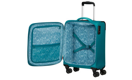 Voll ausgestatteter Innenraum: