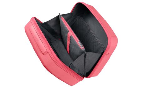 Komplett ausgestatteter Innenraum