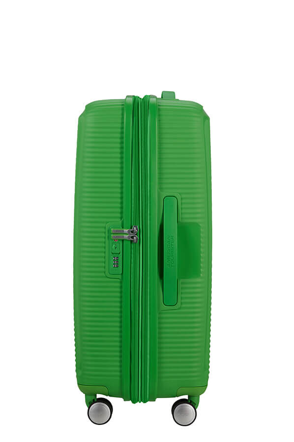 American Tourister SoundBox Spinner Expandable 67cm  Grass Green American Tourister SoundBox Spinner Expandable 67cm  Grass Green