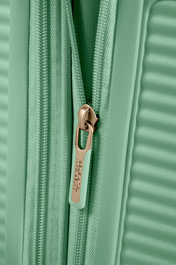 American tourister almond green hot sale