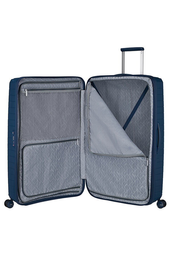 American Tourister FastForward Spinner 83/31 TSA EXP 83cm  Navy Blue American Tourister FastForward Spinner 83/31 TSA EXP 83cm  Navy Blue