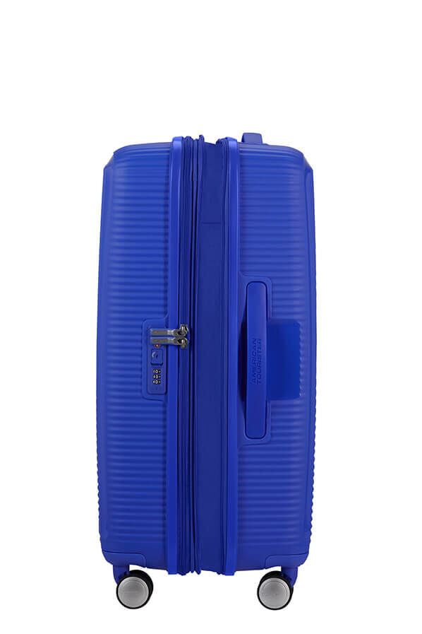 American Tourister SoundBox Spinner Expandable 67cm  Cobalt Blue American Tourister SoundBox Spinner Expandable 67cm  Cobalt Blue