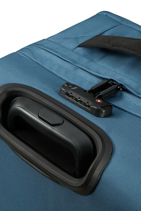 American Tourister Urban Track Duffle with Wheels M  Coronet Blue