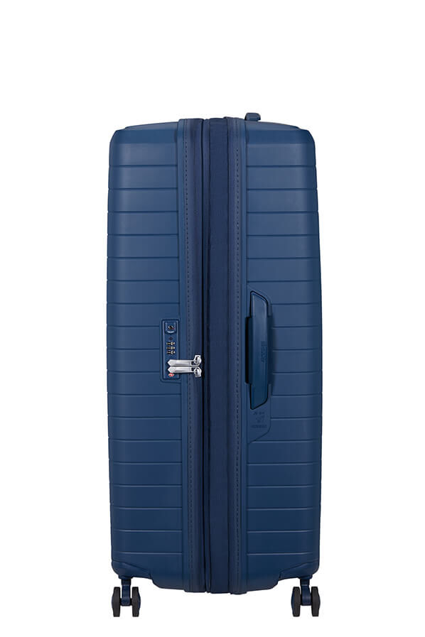 American Tourister FastForward Spinner 83/31 TSA EXP 83cm  Navy Blue American Tourister FastForward Spinner 83/31 TSA EXP 83cm  Navy Blue