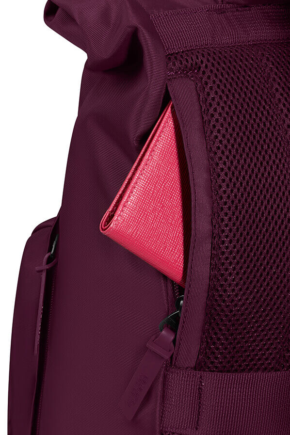 American Tourister Urban Groove Ug16 Backpack City  Wild Cherry American Tourister Urban Groove Ug16 Backpack City  Wild Cherry