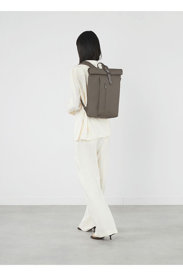 Lipault Lost In Berlin Rolltop Backpack 2.0  Ash Stone Lipault Lost In Berlin Rolltop Backpack 2.0  Ash Stone