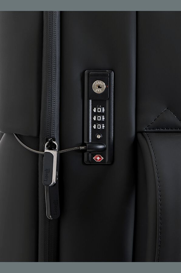 Lipault Lost In Berlin Long Trip 2.0 70cm  Black Lipault Lost In Berlin Long Trip 2.0 70cm  Black