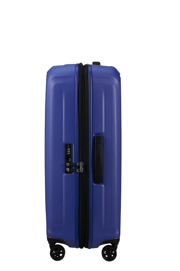 Samsonite Nuon Spinner Expandable 69cm  Matt Nautical Blue Samsonite Nuon Spinner Expandable 69cm  Matt Nautical Blue