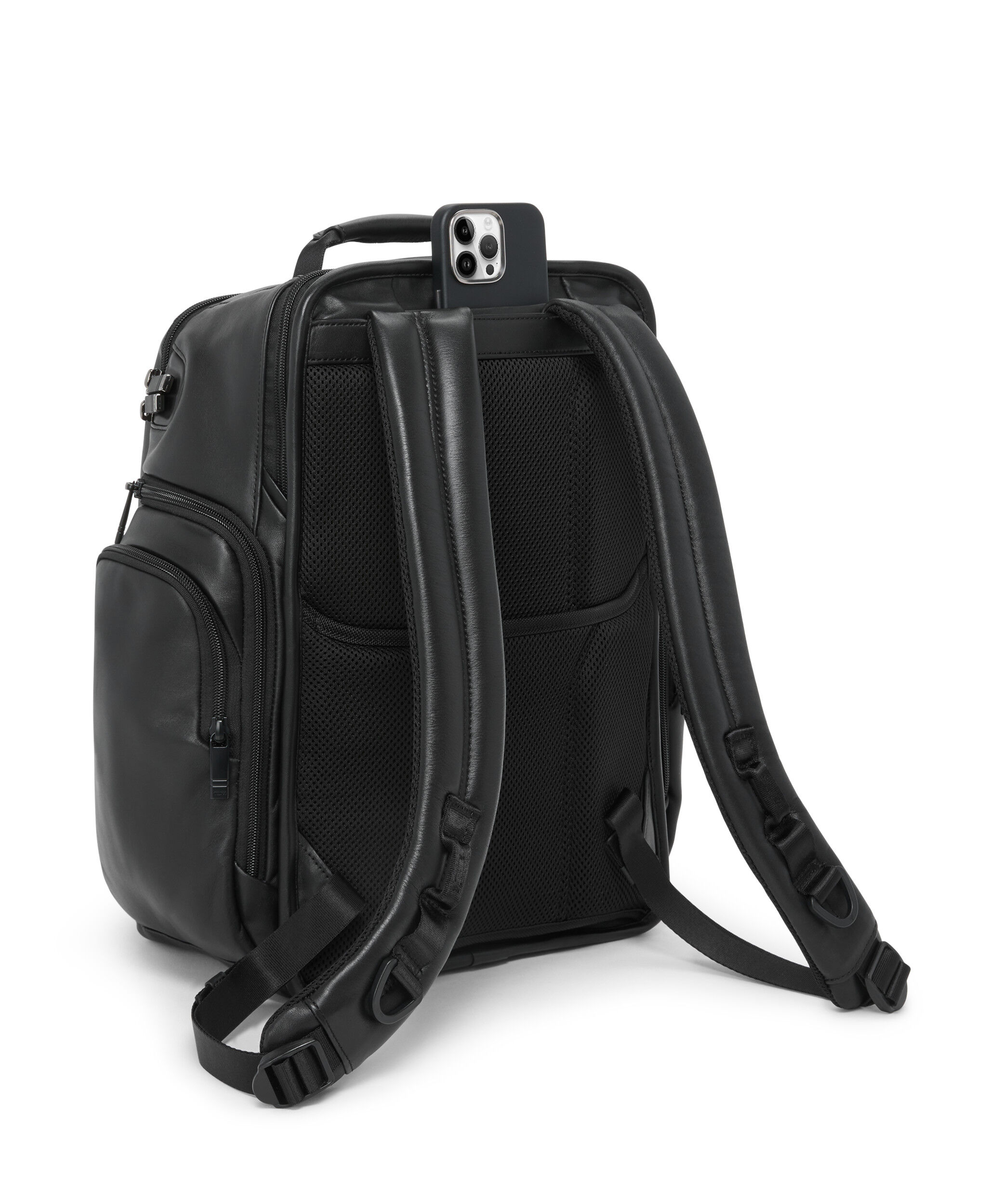 Alpha Tumi brief pack