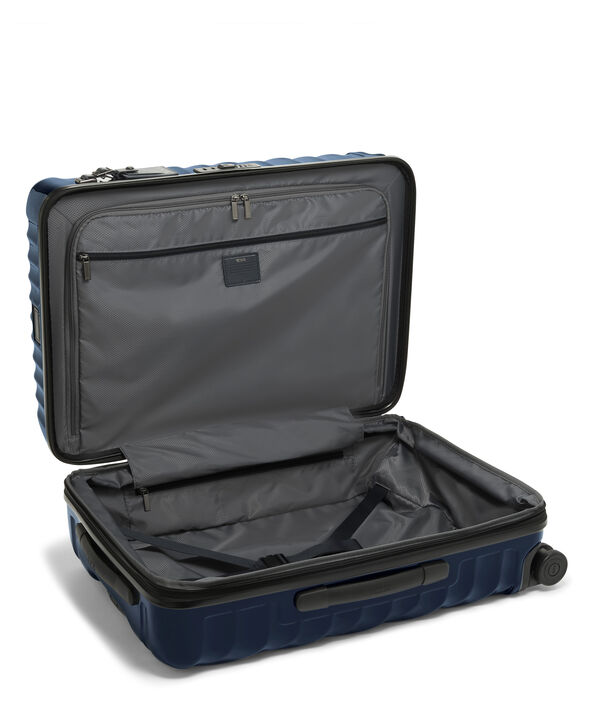 TUMI 19 Degree ST EXP 4 WHL P/C  Navy TUMI 19 Degree ST EXP 4 WHL P/C  Navy