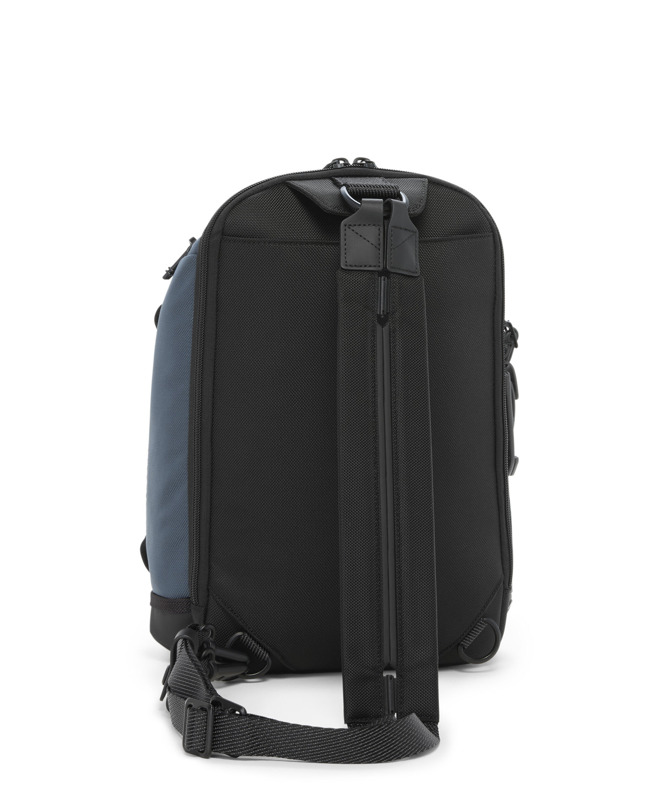 TUMI Knight Sling